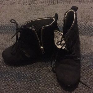 Shoes wedges I believe